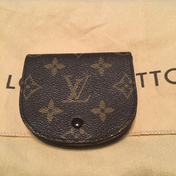 louis vuitton coin bag